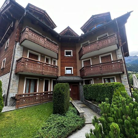 Appartamento Incantevole Con Box E Ski Room, Wi-Fi, Bormio Exterior photo